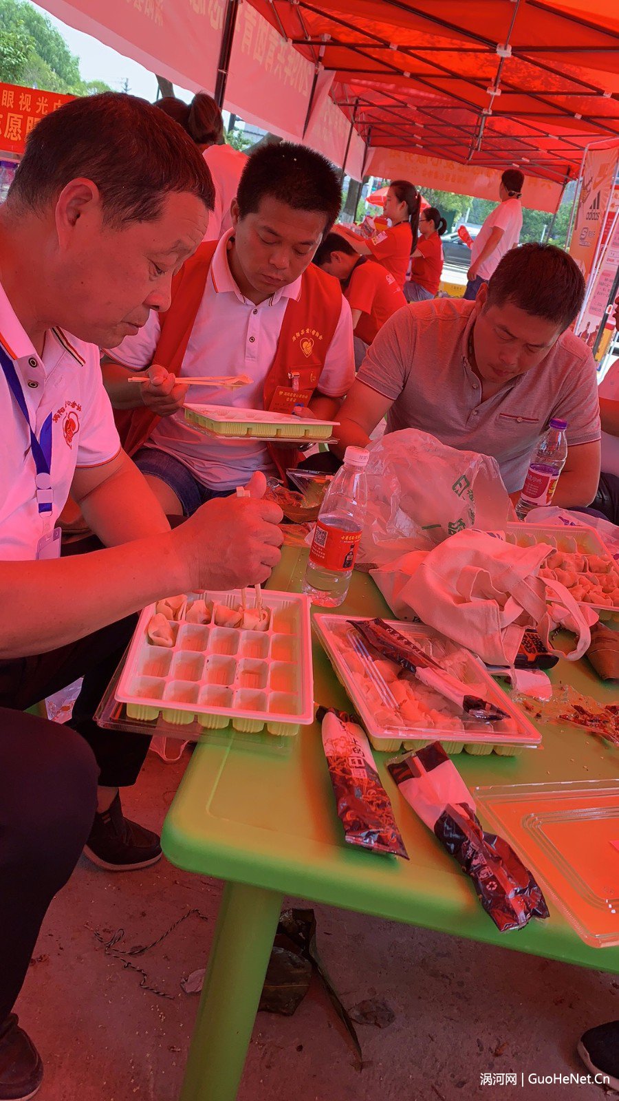 高考第一天他们过了一个别样的端午节